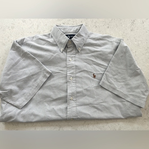 Ralph Lauren Men’s size M short sleeve blue and white button down - Picture 1 of 7